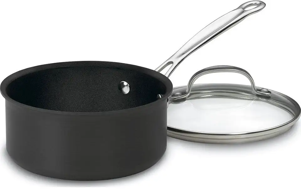 Cuisinart Chef&#x27;s Classic Nonstick Hard-Anodized 1.5-Quart Saucepan with Lid, Black