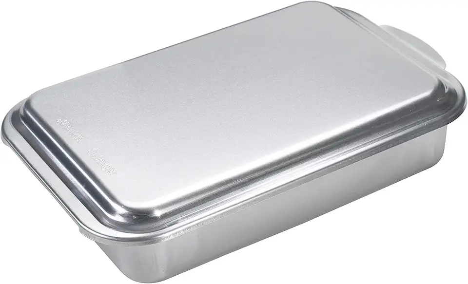 Nordic Ware Classic Metal 9x13 Covered Cake Pan