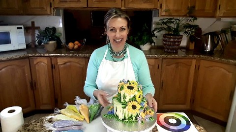 Buttercream Floral Sunflower Cake