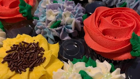 Buttercream Flower Basics