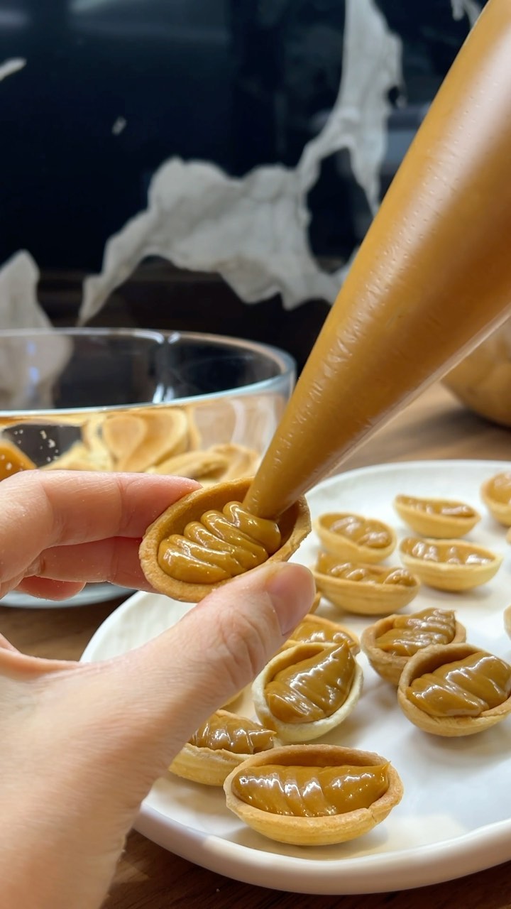 Perfectly Creamy Childhood Nuts: Easy Recipe for Delicious Cookies