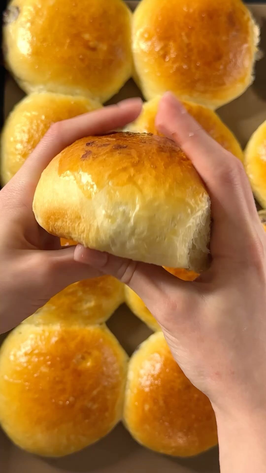 Perfect Fluffy Buns: Easy Recipe for Soft Dough