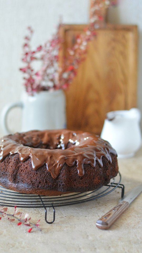 Delicious Sour Cream Chocolate Cake