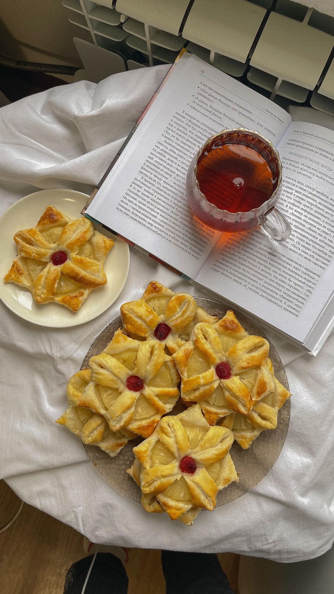 Quick Pineapple Pastries: Easy Dessert in Just 20 Minutes