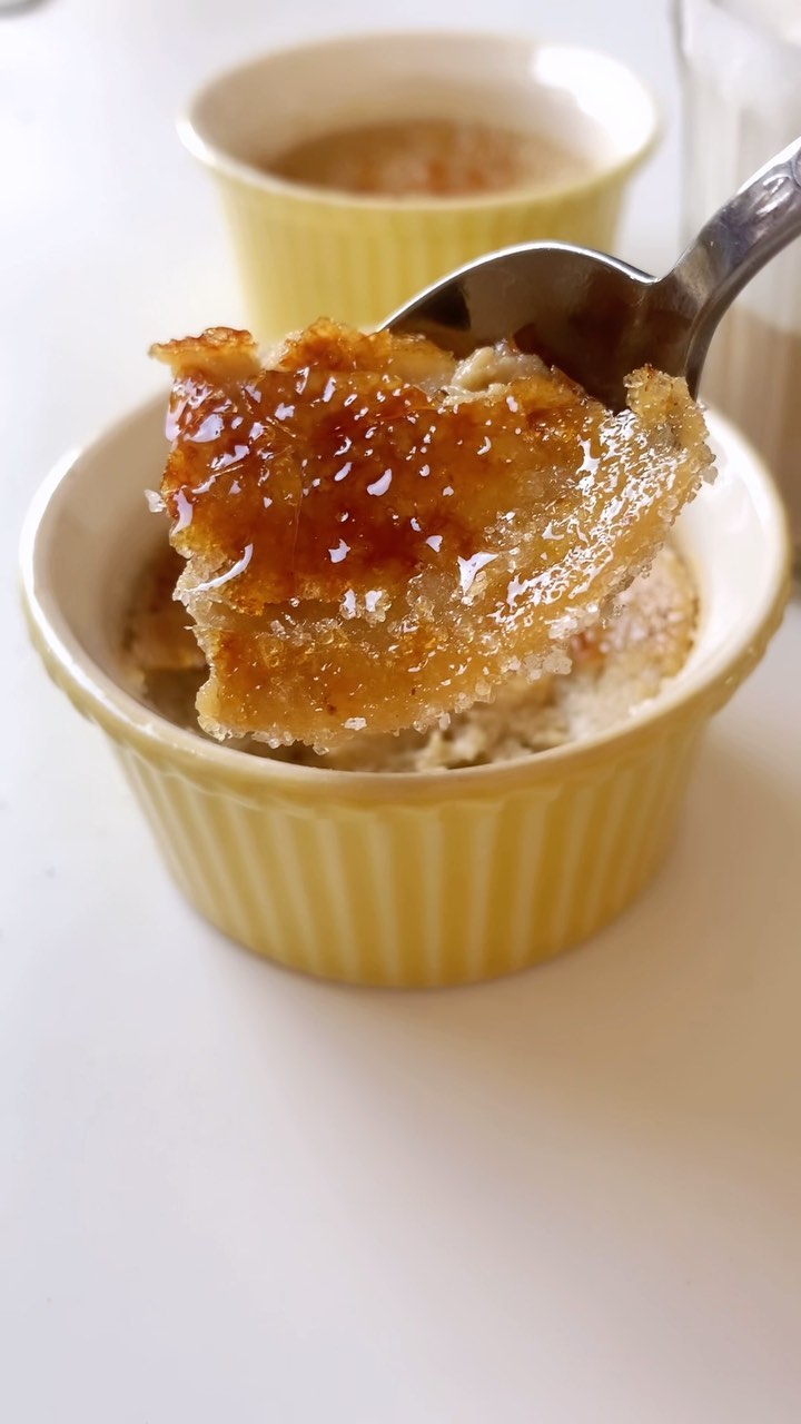 Delicious Pistachio Crème Brûlée Recipe