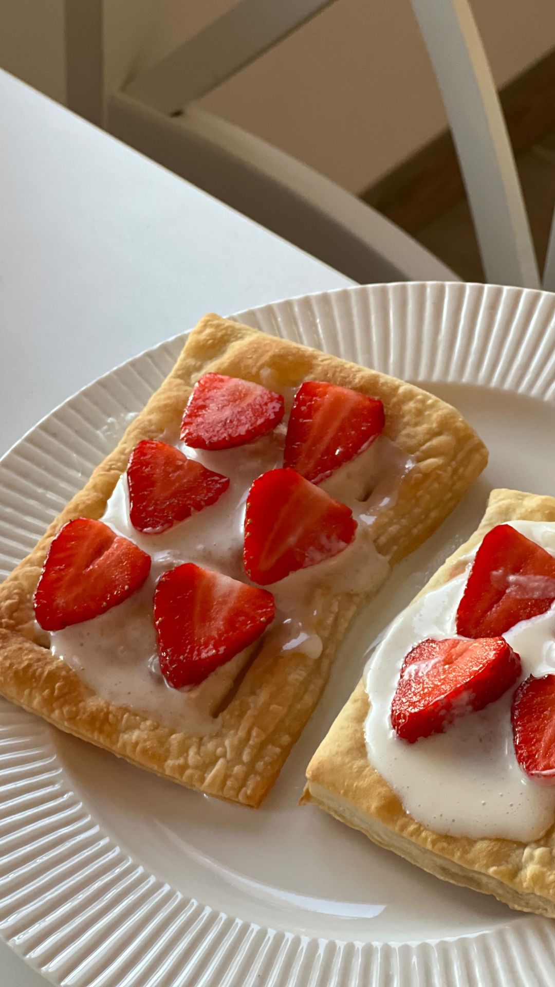 Quick Strawberry Puff Pastry Dessert in Just 30 Minutes