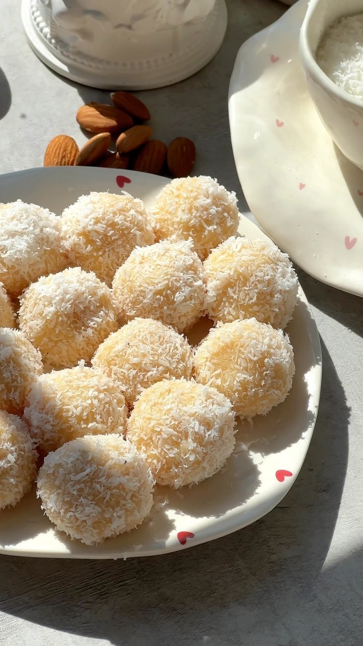 Delicious Coconut Almond Candies