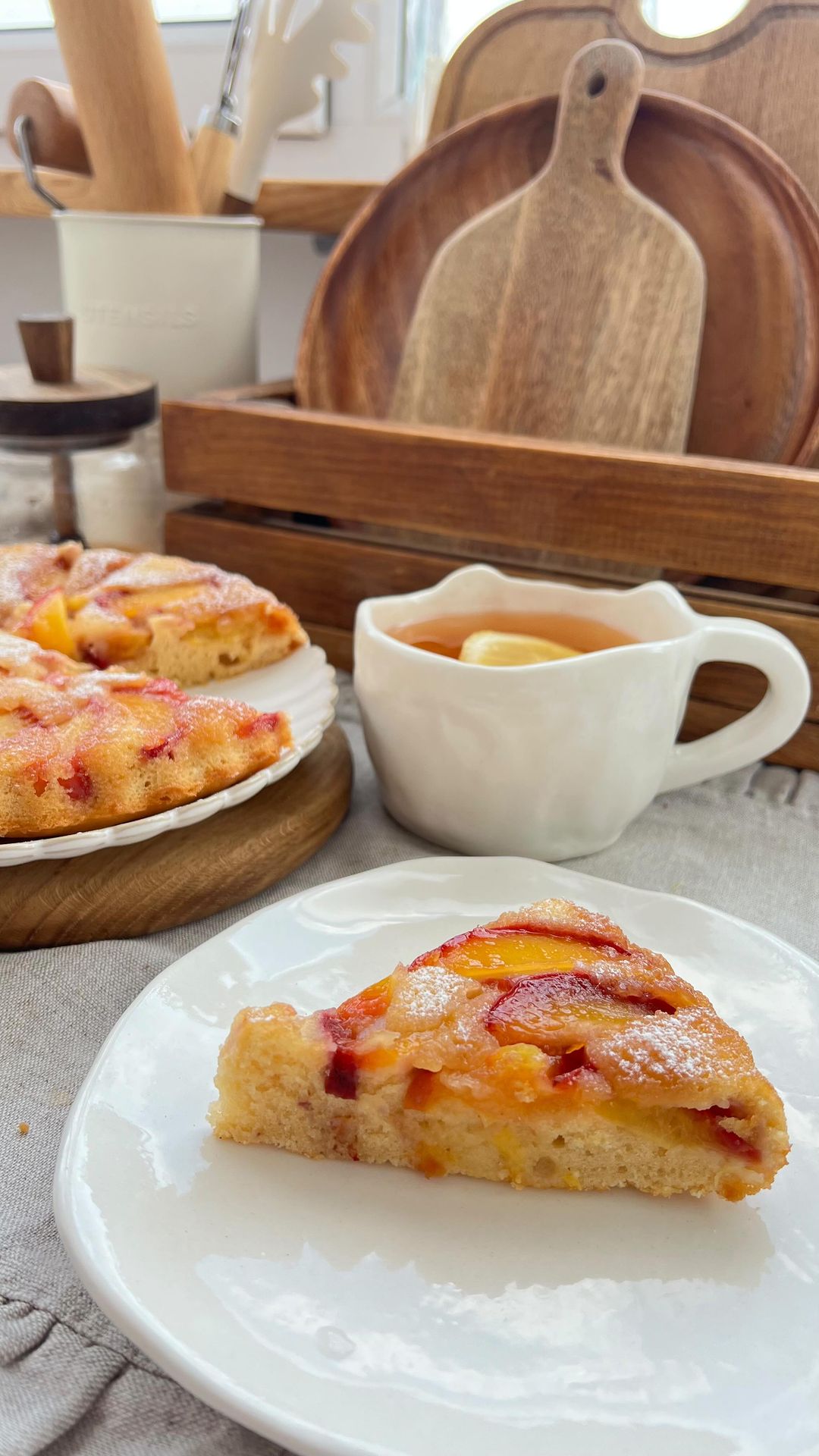 Perfectly Peach Cake: Secrets to Irresistible Softness