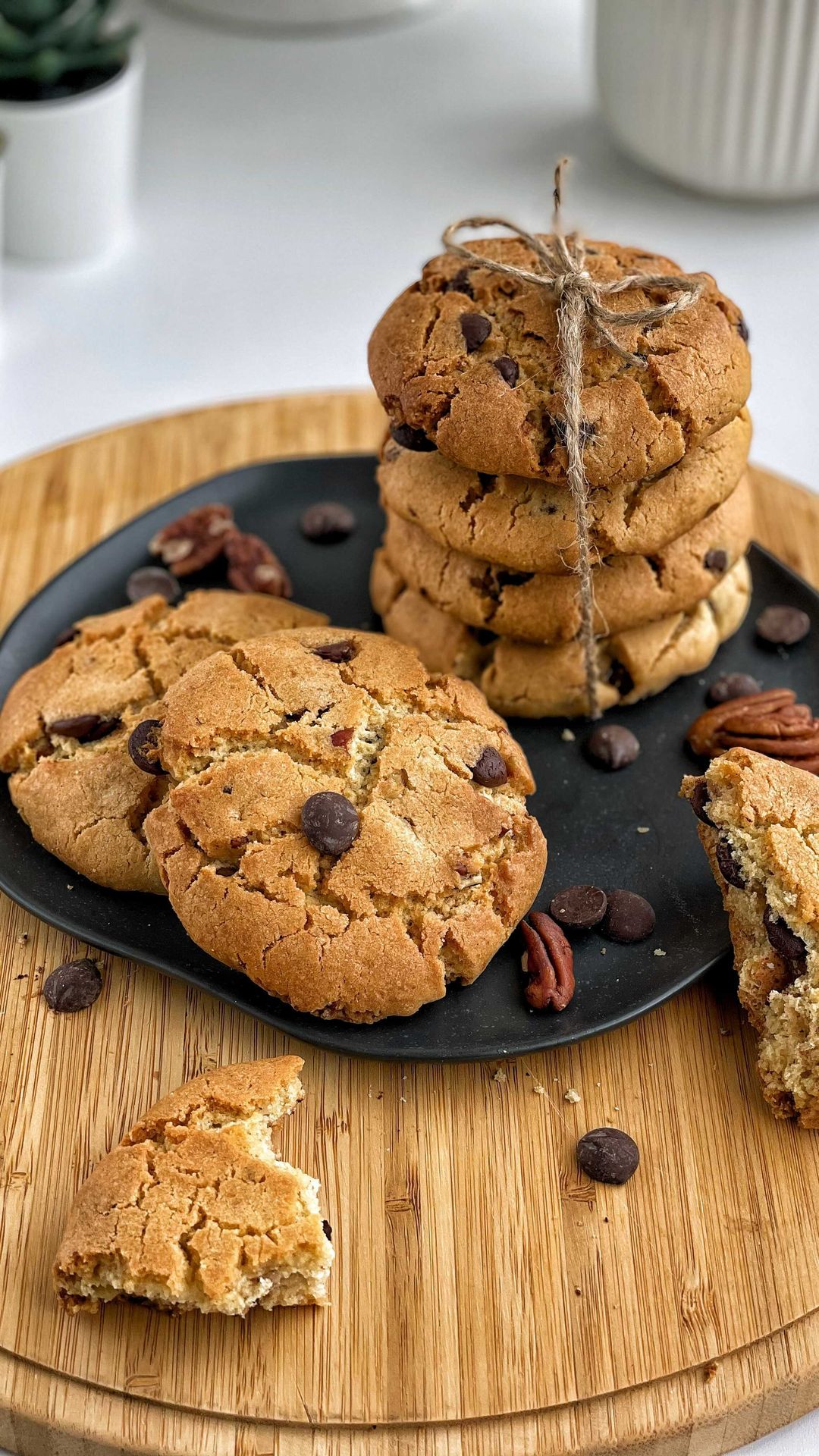 Crujientes Galletas de Chocolate y Pecan: Delicia en 15 Minutos