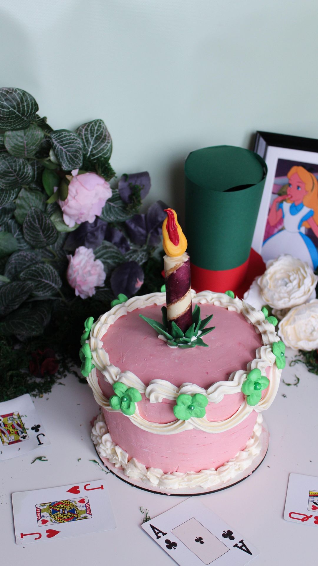 Perfect Alice in Wonderland Cake: Easy Steps for a Magical Bake