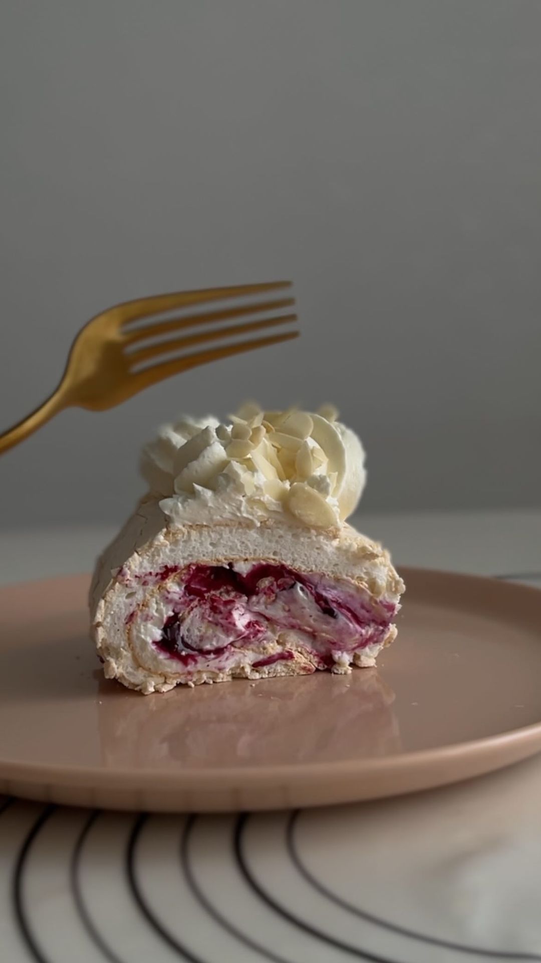 Blueberry Meringue Roll