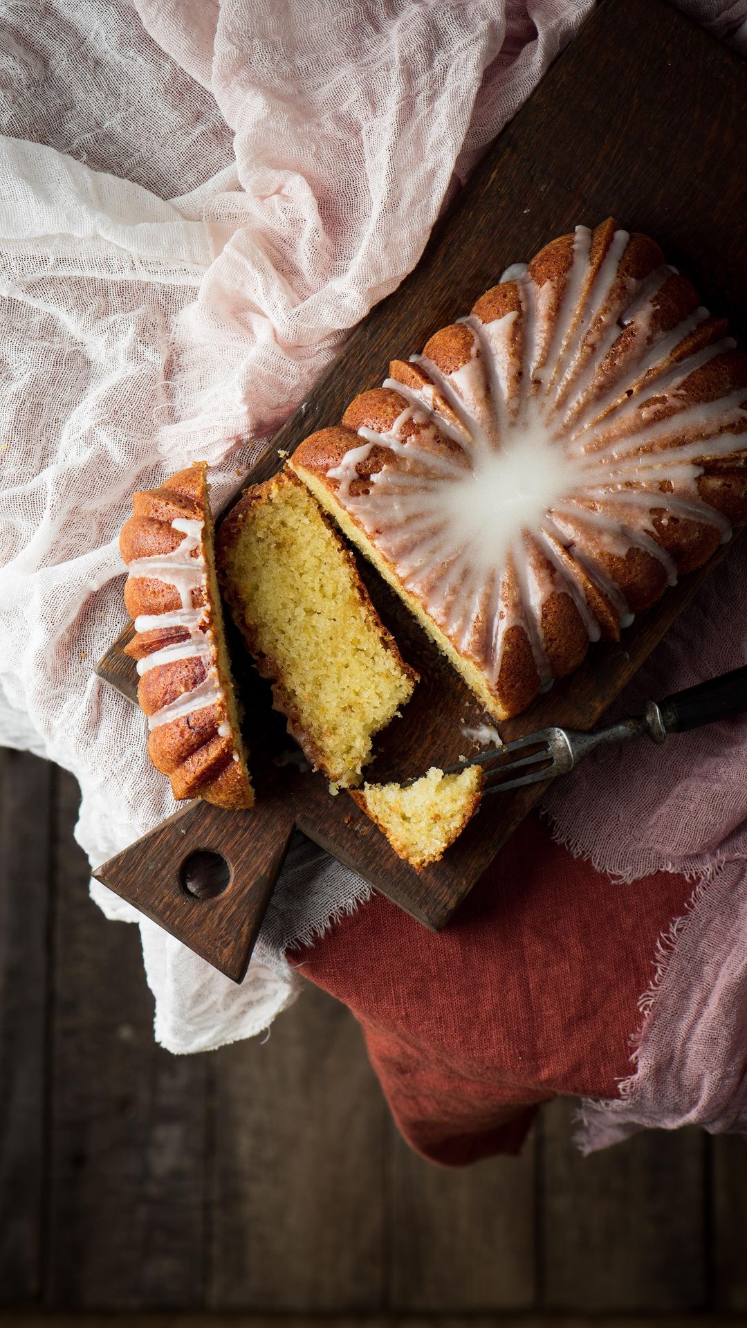 Perfect Lemon Cake: Simple Recipe for a Moist and Fluffy Dessert