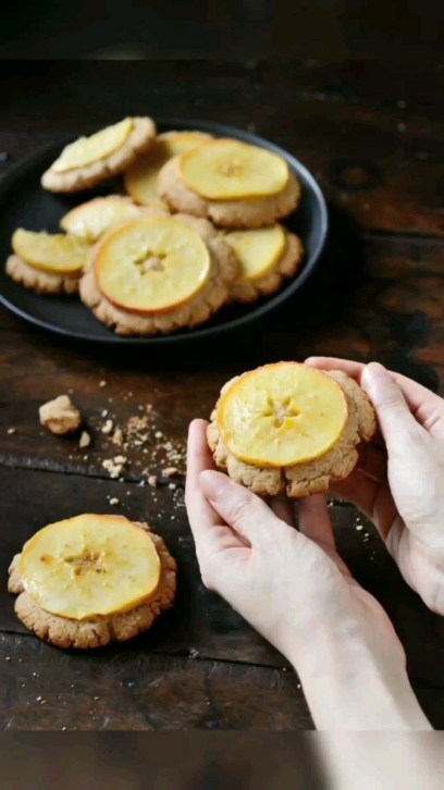 Delicious Apple Biscuits