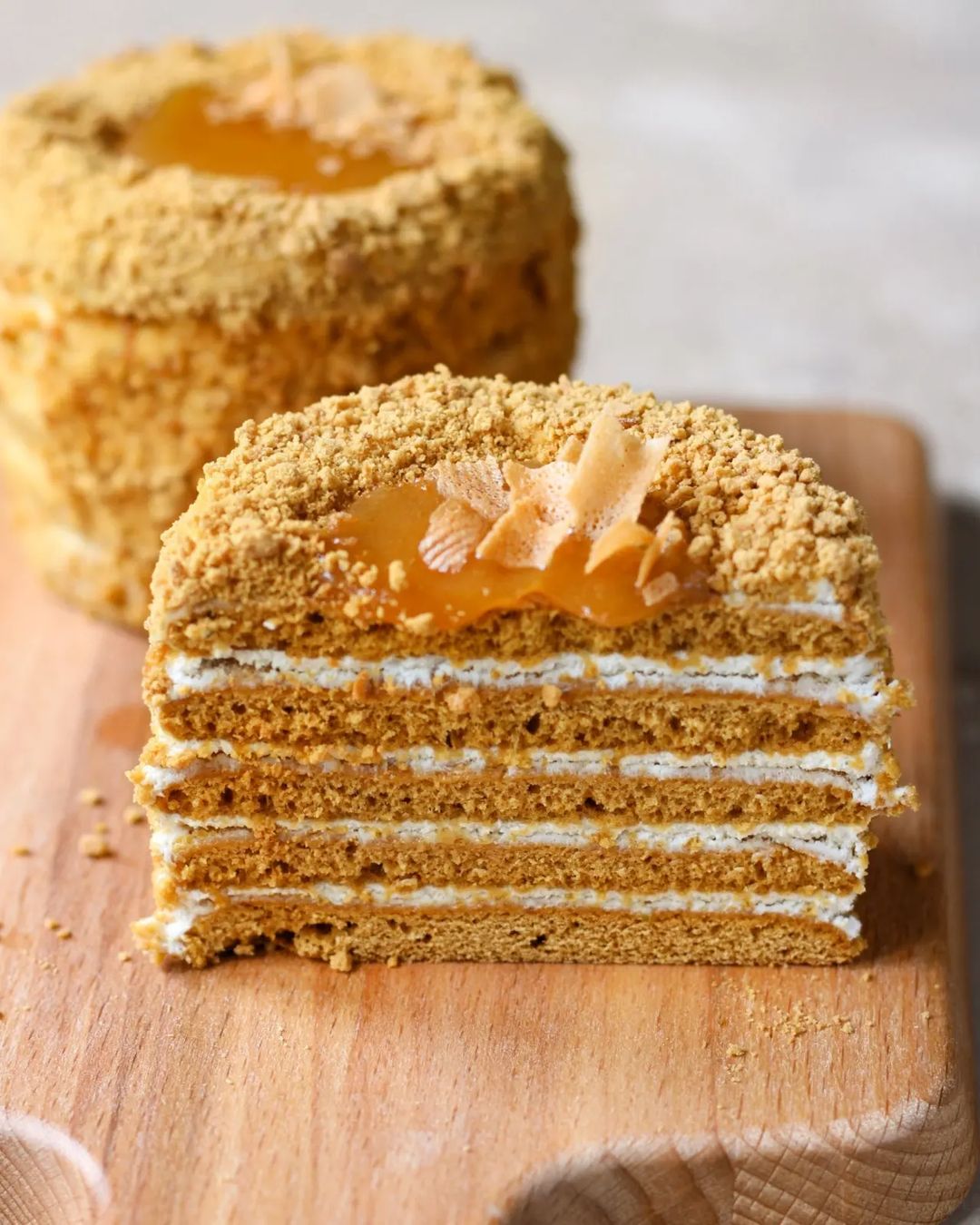 Classic honey cake with spices
