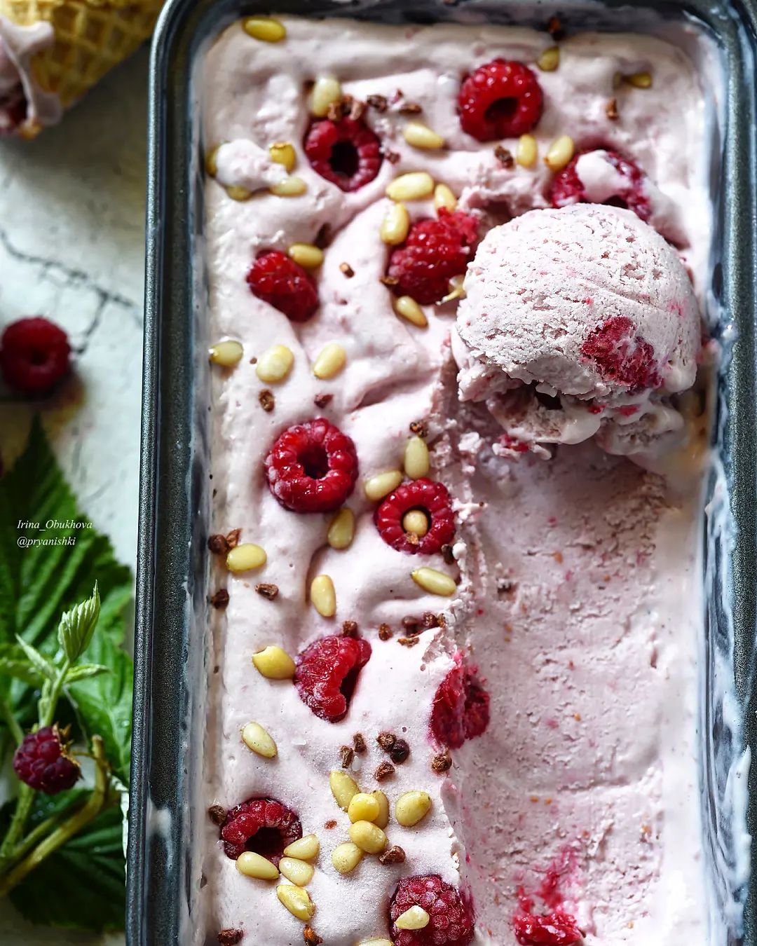 Raspberry ice cream