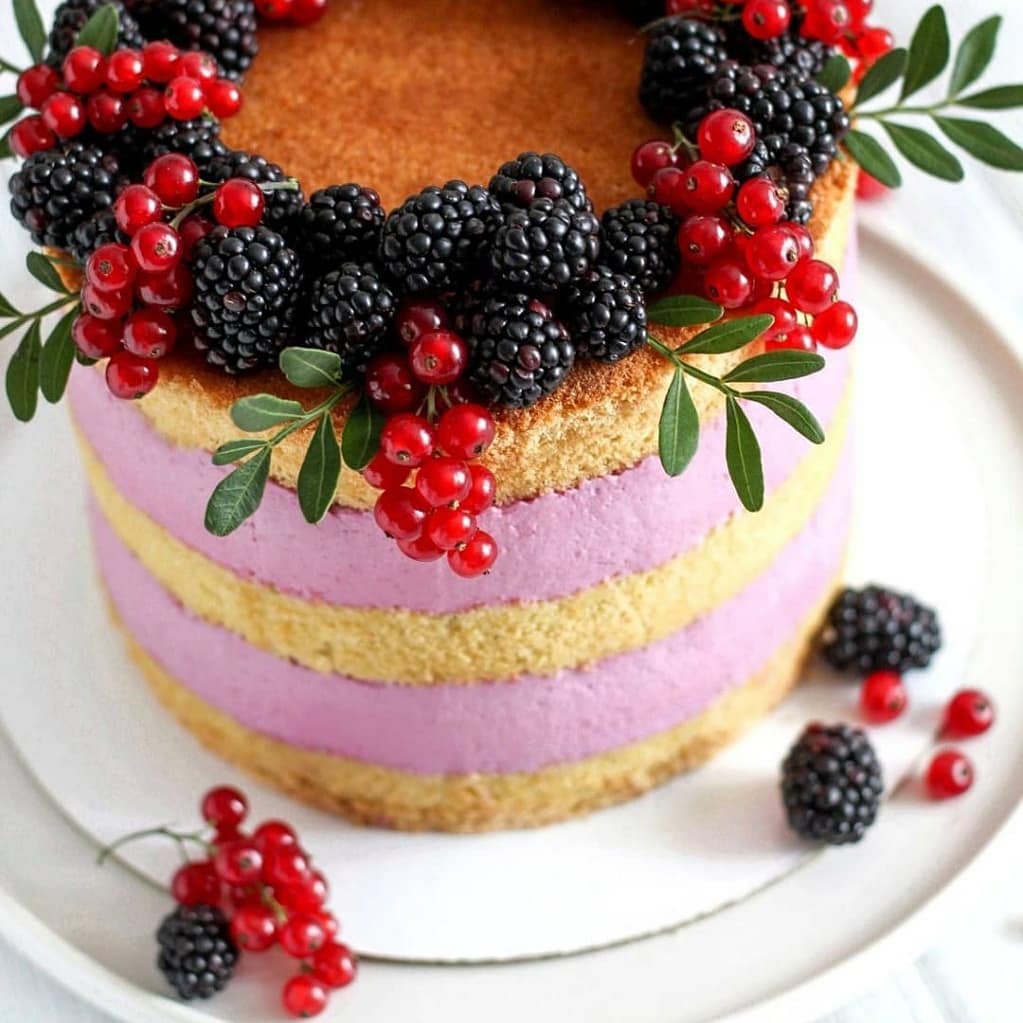 Blackcurrant cake