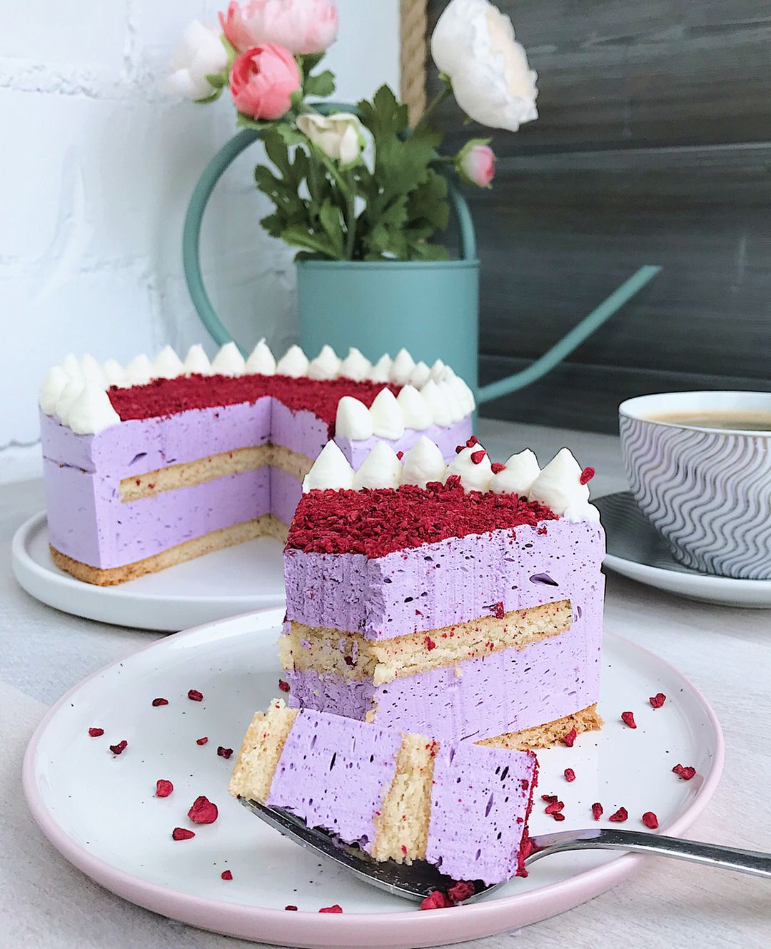 BLACKCURRANT MERINGUE SOUFFLE CAKE