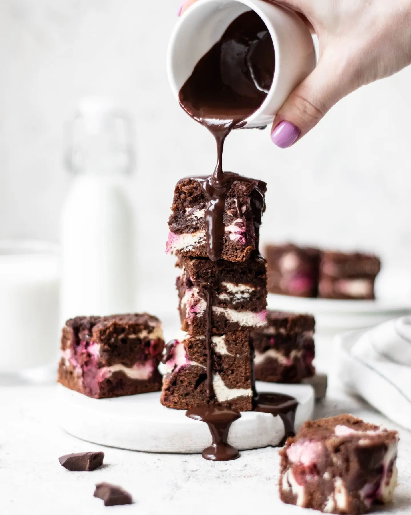 Brownie with cottage cheese and cherries