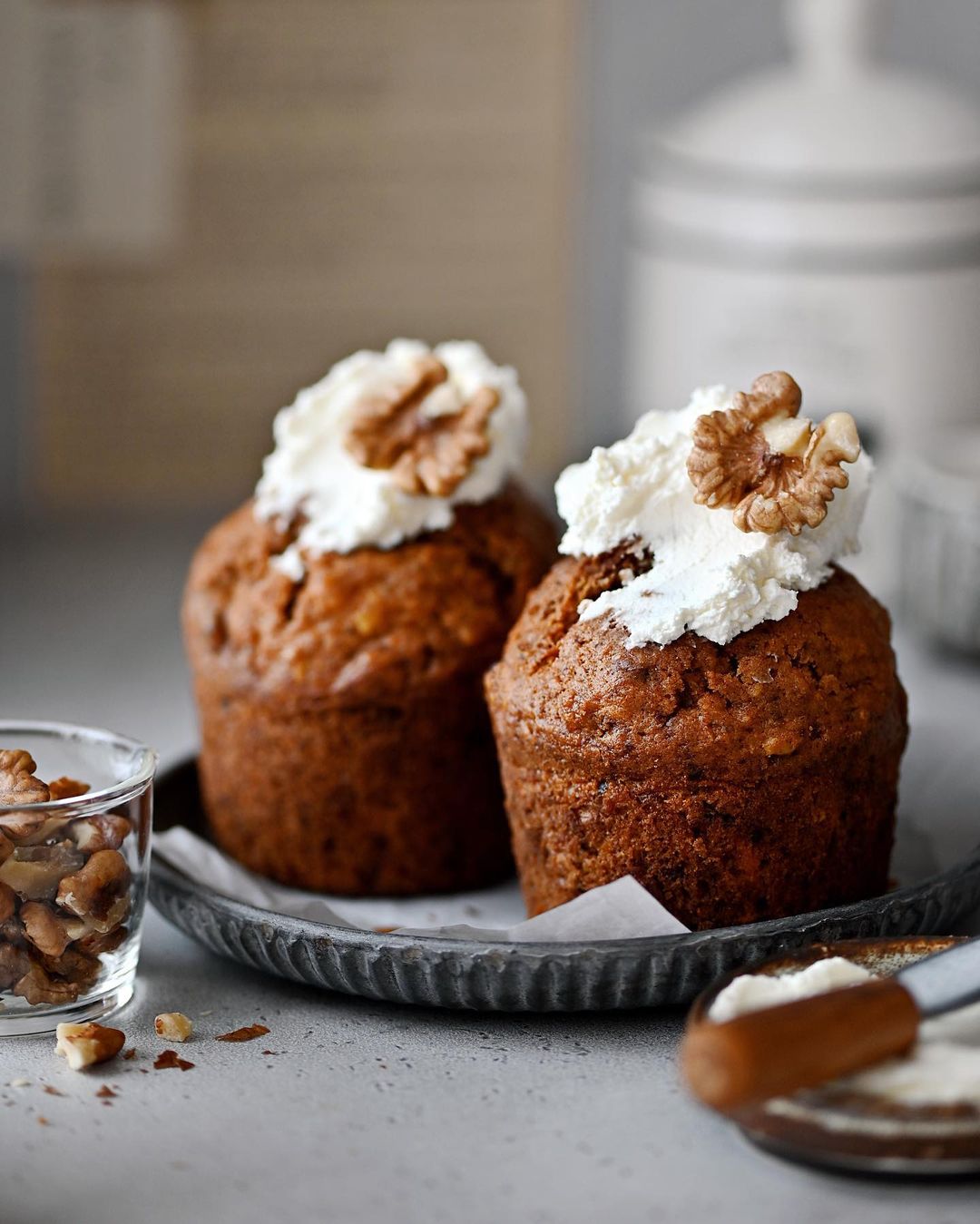 Carrot muffins with walnuts