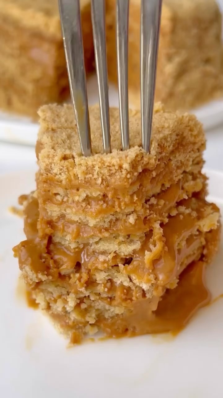 Childhood Favorite Nut Cake with Caramel Filling