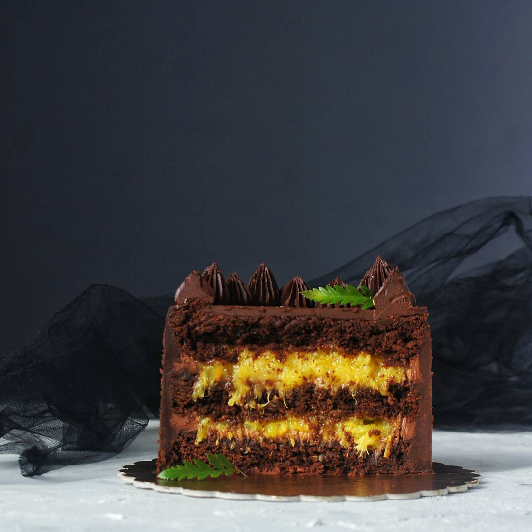 CHOCOLATE CAKE WITH ORANGE CONFIT