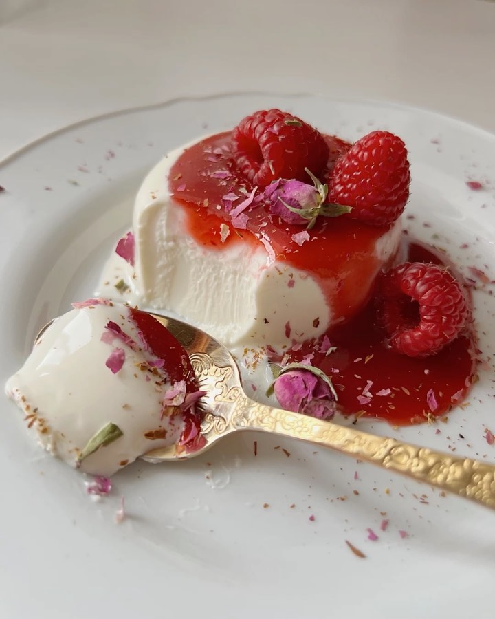 Classic Italian Panna Cotta with Berry Sauce