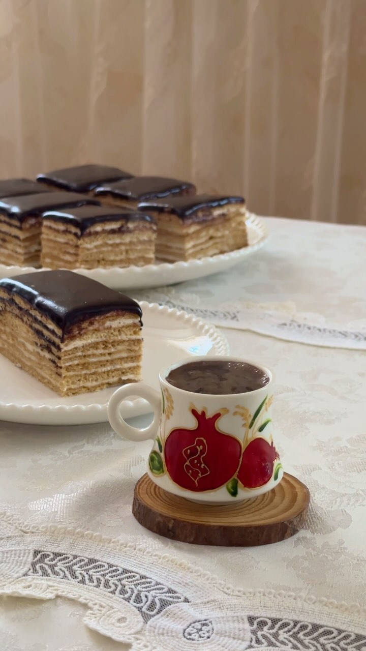 Delicious Armenian Bird's Cake Recipe