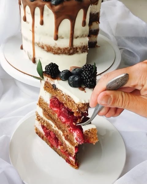 Delicious Carrot Cake with Salted Caramel