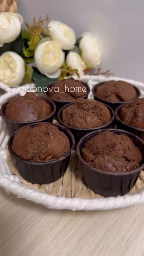 Delicious Chocolate Cupcakes with a Berry Twist