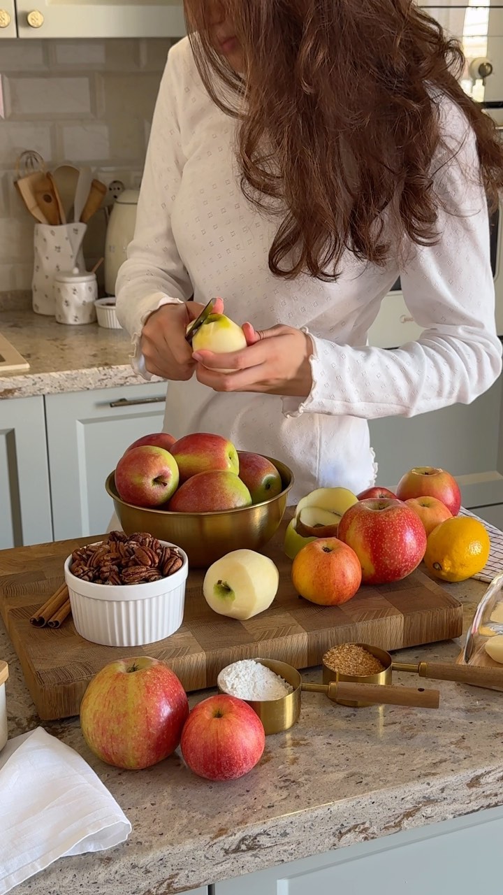 Delicious Homemade Apple Crumble Recipe