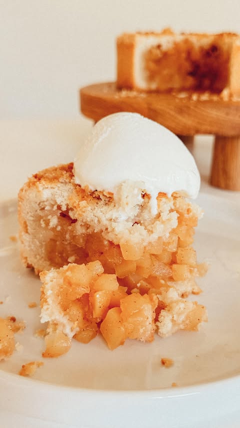 Torta de Maçã com Crosta e Cobertura Crumble: Delícia da Confeitaria Caseira