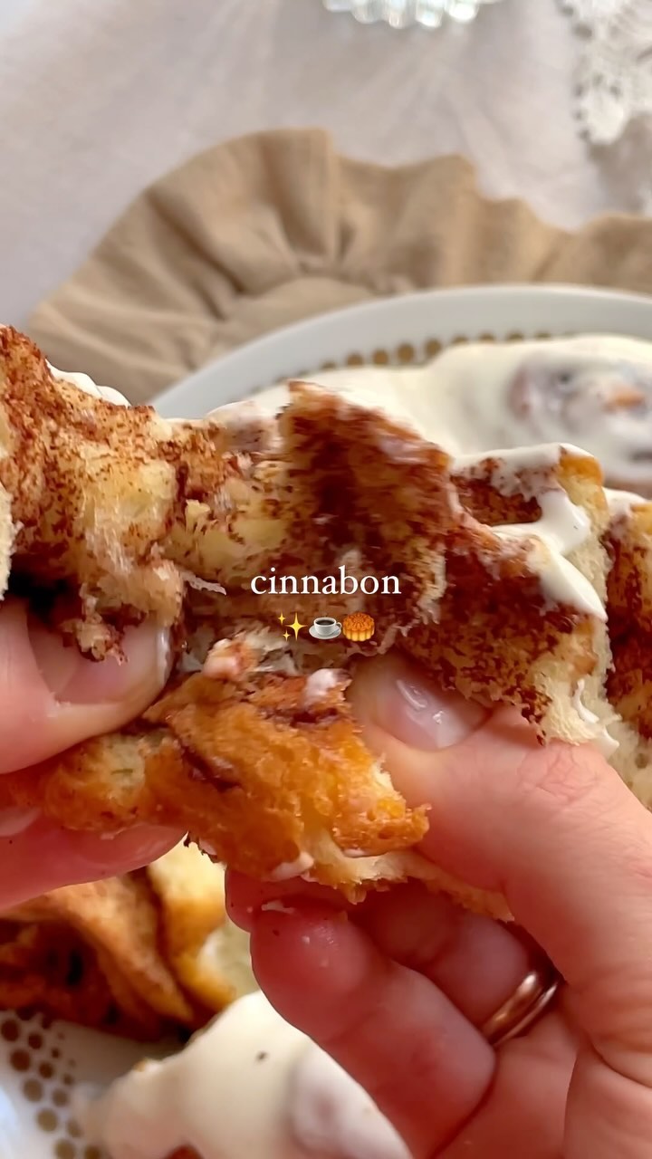 Delicious Homemade Cinnamon Rolls Recipe