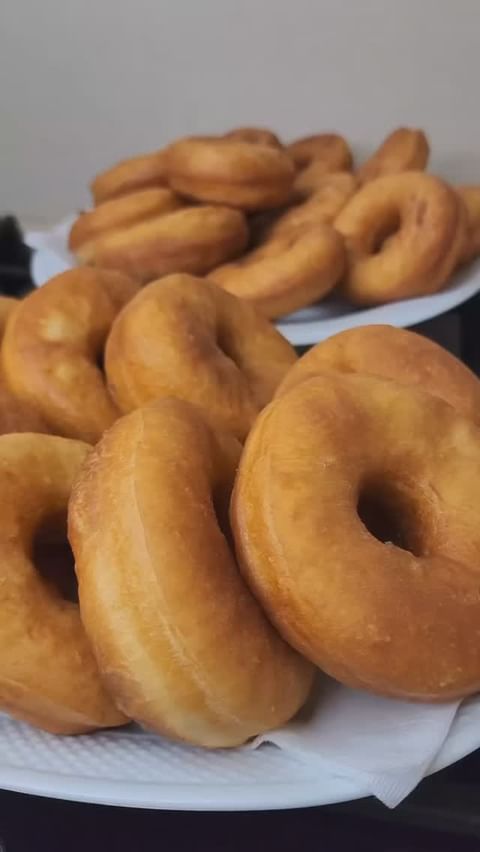 Cómo Hacer Donas Caseras con Glaseado de Chocolate