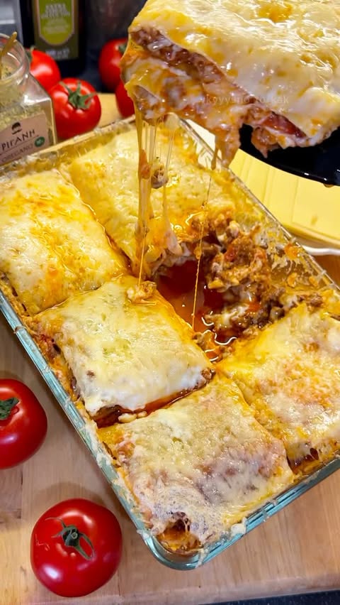 Delicious Homemade Lasagna Recipe for Cheese Lovers