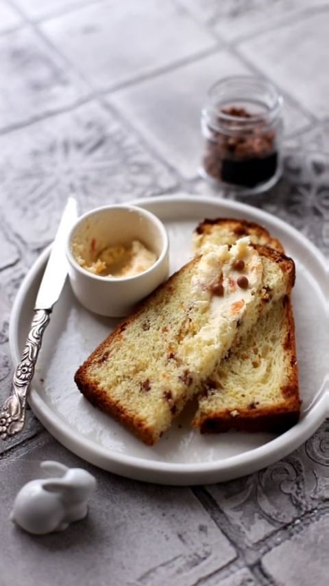 Delicious Orange Easter Cake Recipe