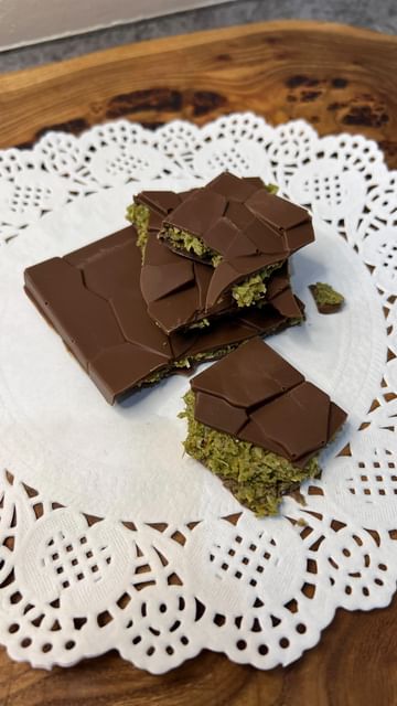 Dubai Style Chocolate with Pistachio Filling