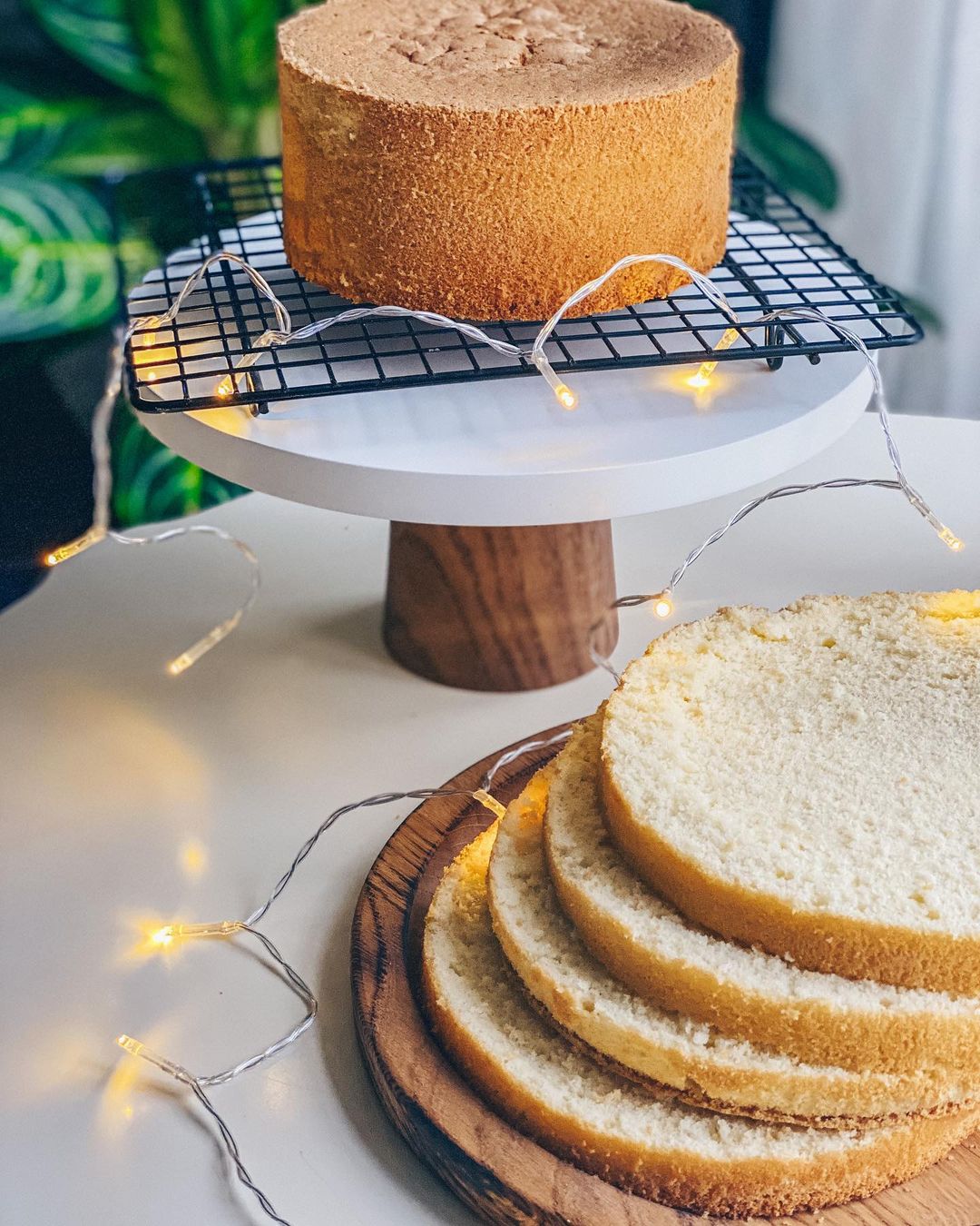 French meringue sponge biscuit