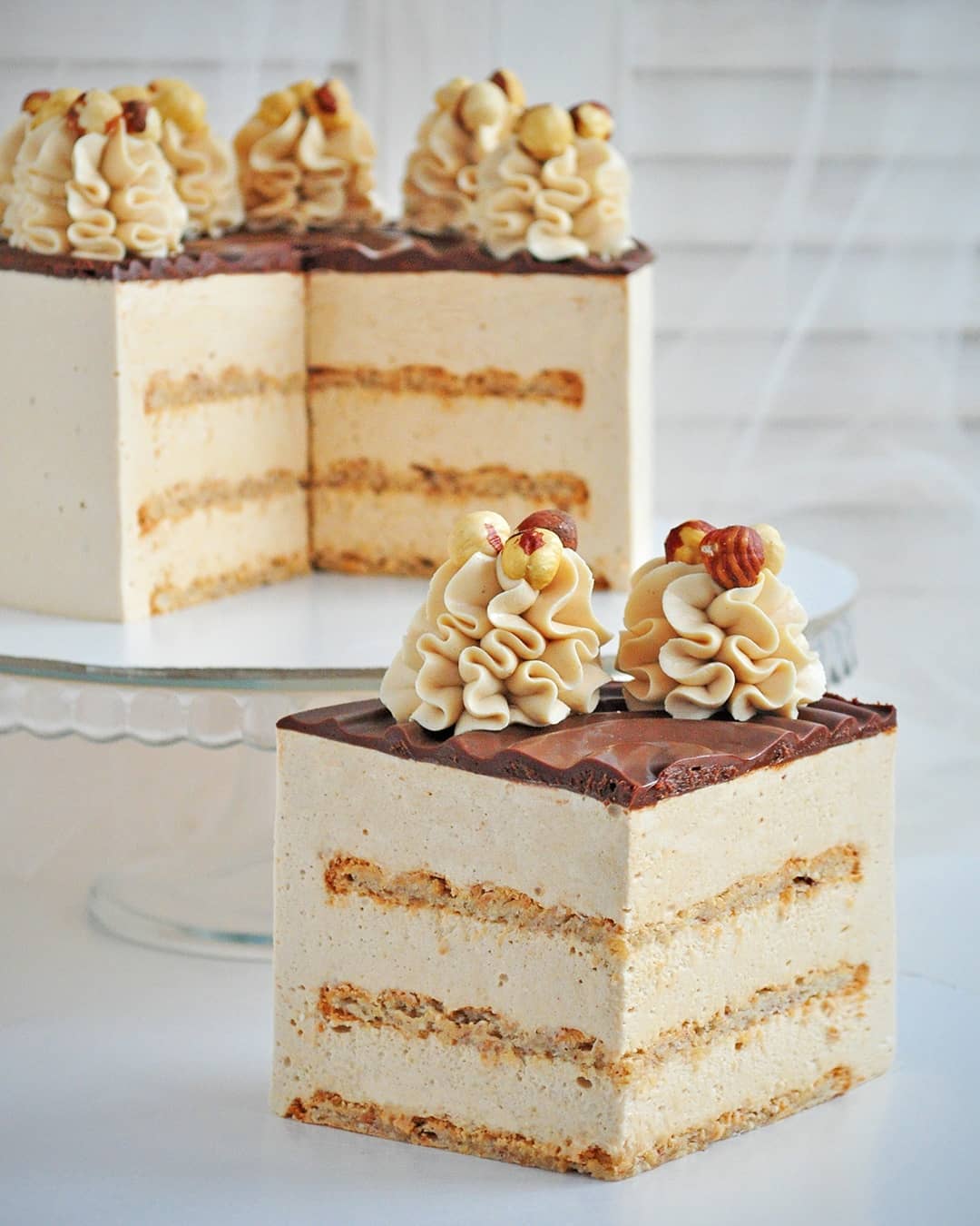 HAZELNUT MERINGUE SOUFFLE CAKE