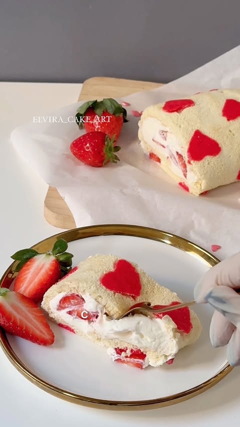 Heart-Shaped Roll Cake Recipe