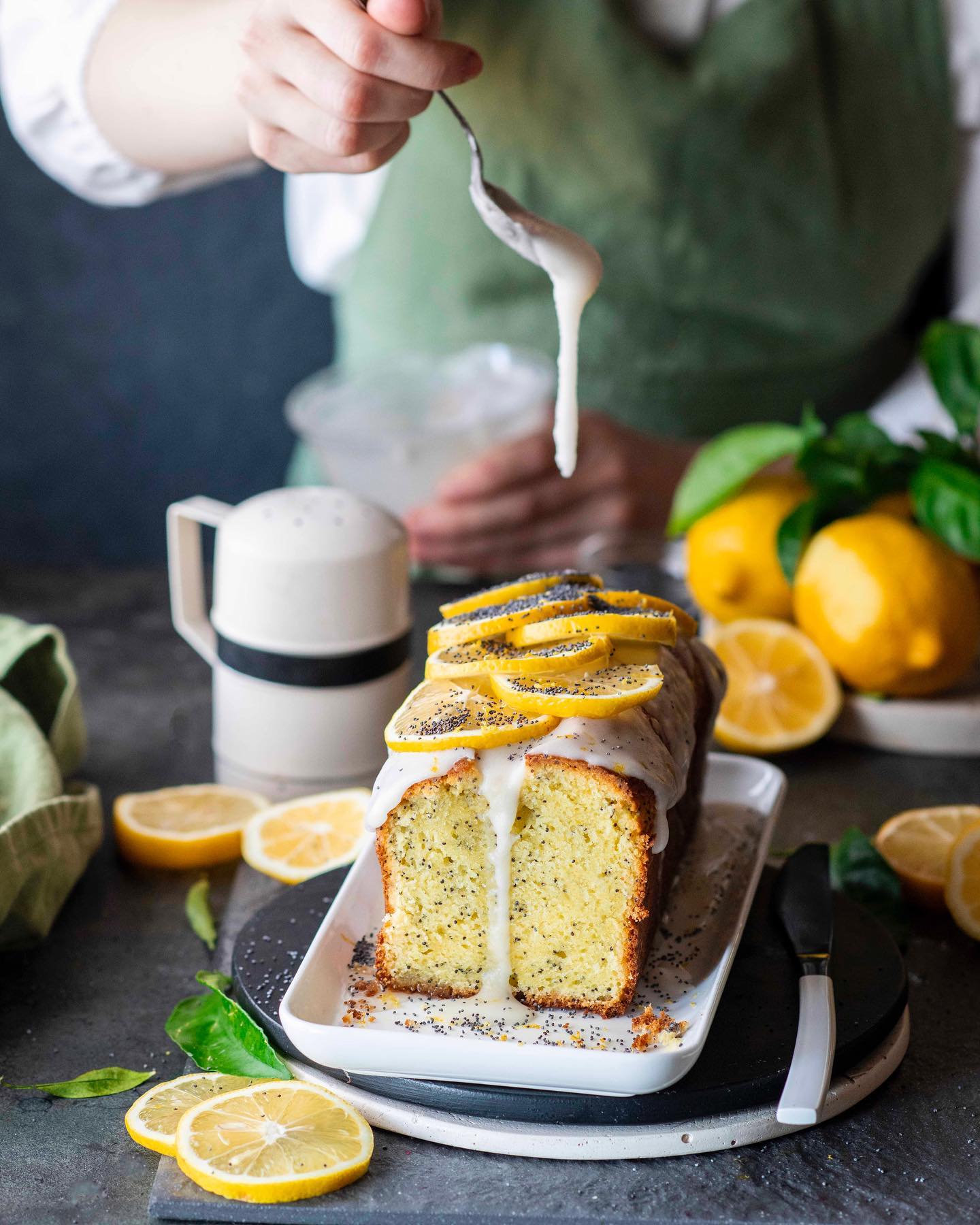 Lemon poppy seed loaf cake