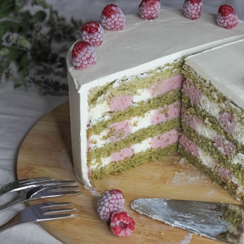 Mint sponge cake