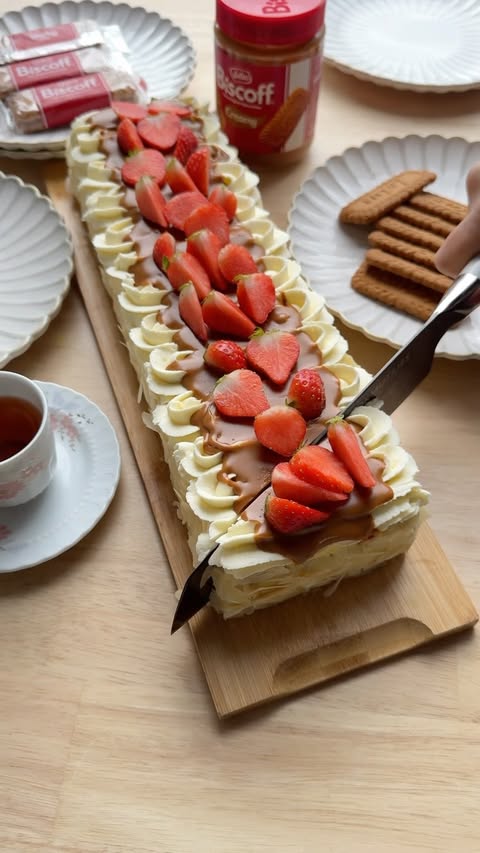 No-Bake Biscoff Dessert with Strawberries