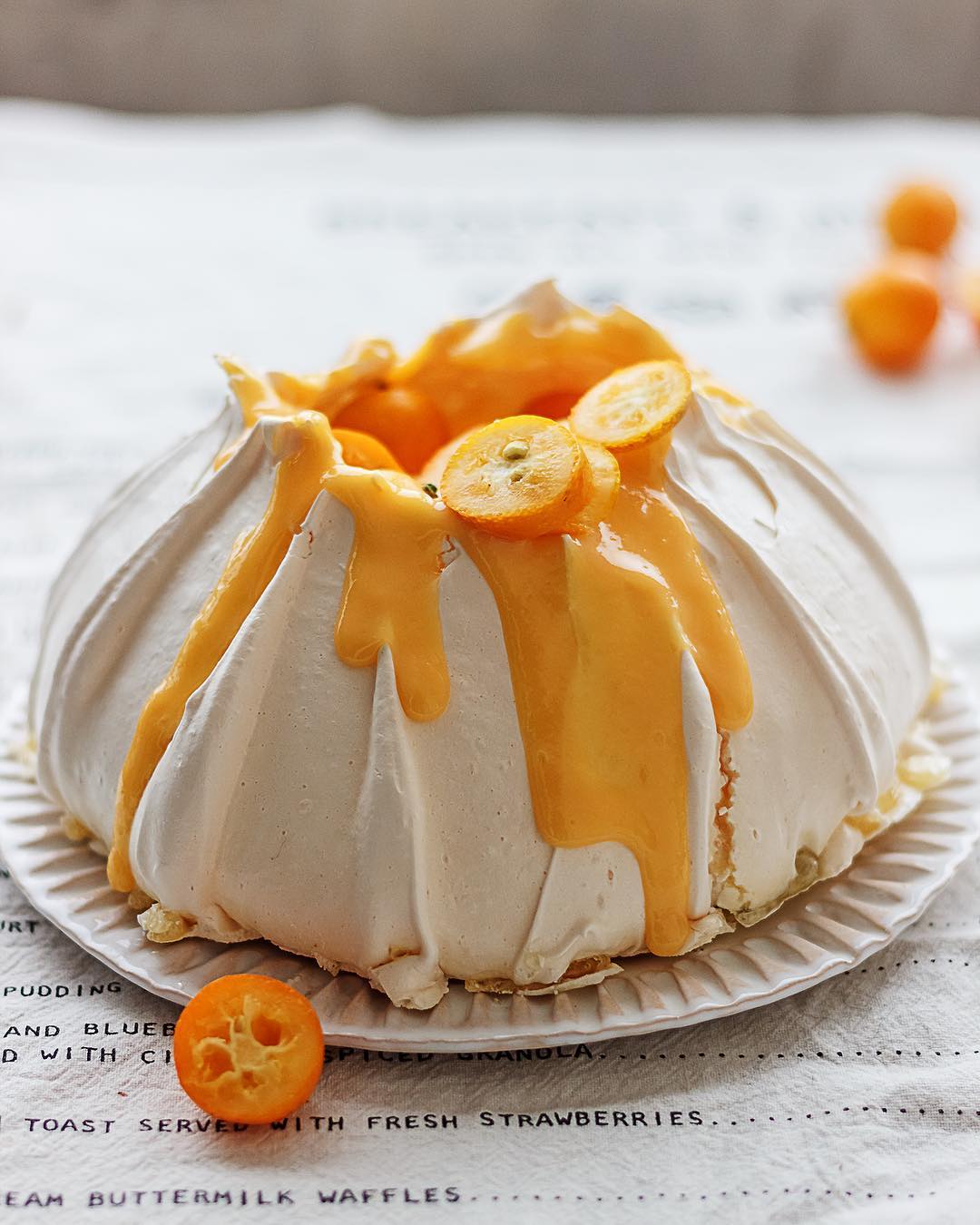 Pavlova with orange curd