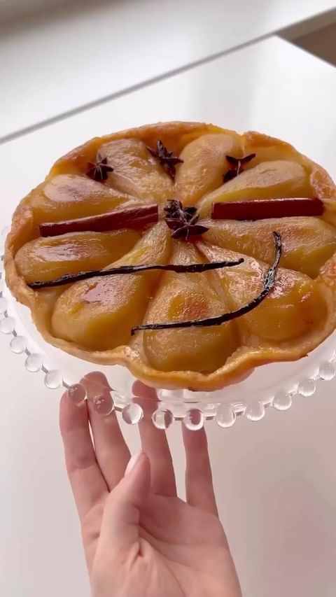 Tarte de Pêra com Massa Folhada: Uma Delícia Caseira