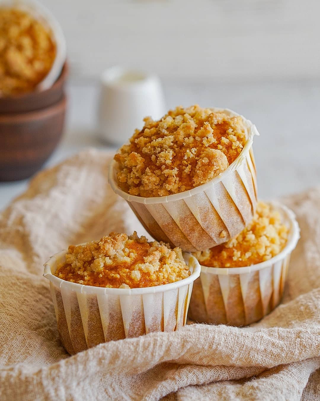 PUMPKIN MUFFINS WITH ORANGE RAISINS