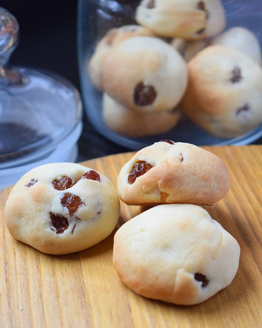 RAISINS COOKIES WITH CANDIED LEMONS