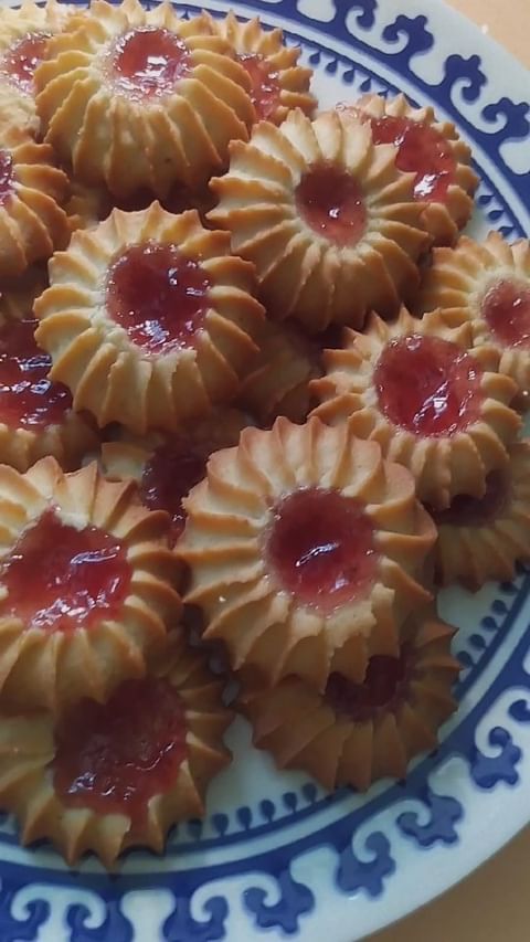 Deliciosas Galletas de Mantequilla con Relleno de Frutas