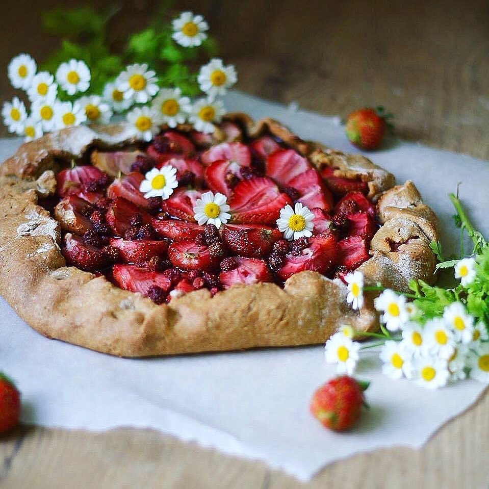 STRAWBERRY GALETTE