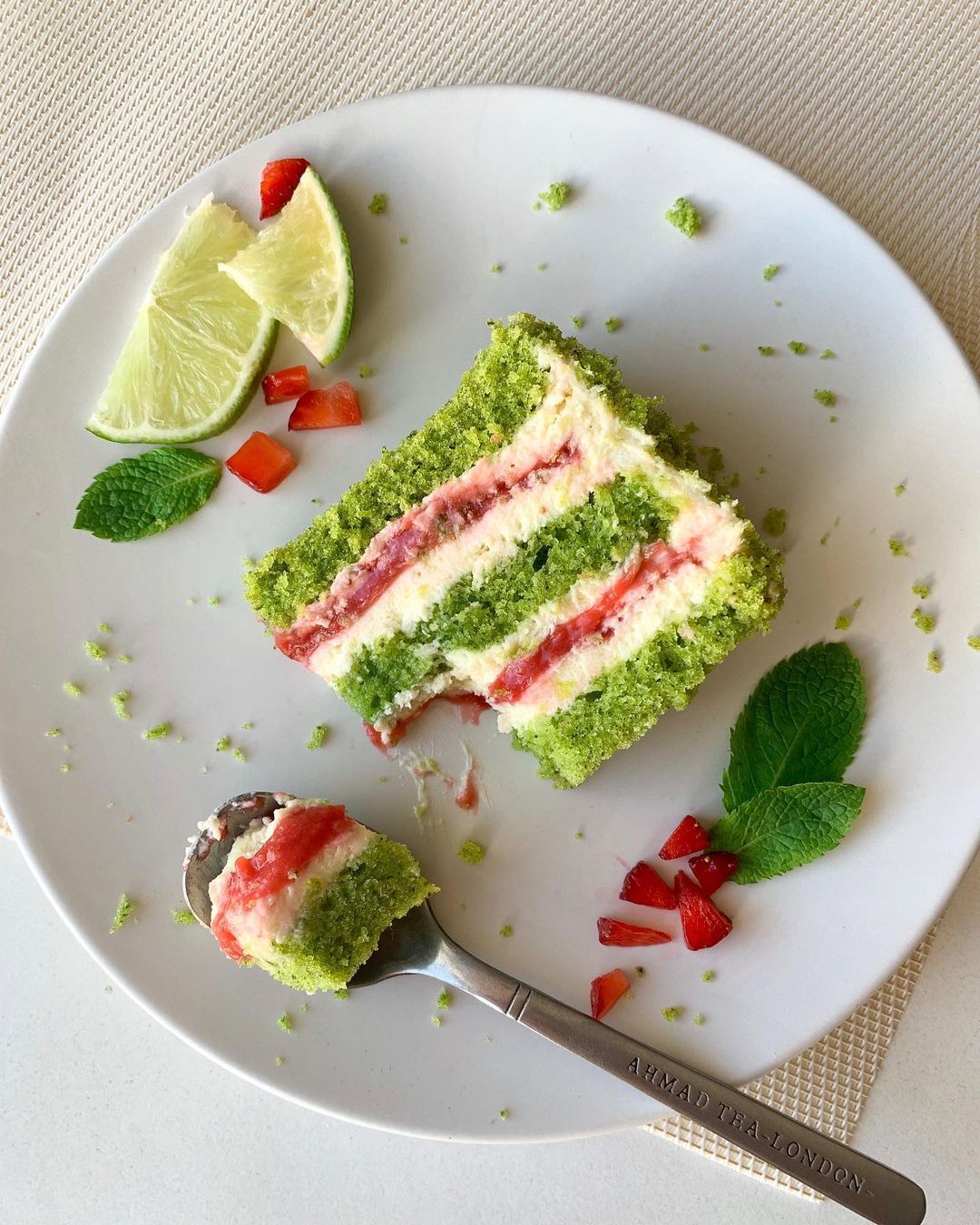 STRAWBERRY MOJITO CAKE