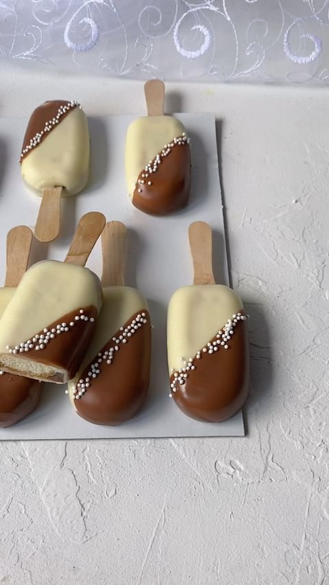 Tiramisu Cookie Popsicles: Irresistible Icy Treat